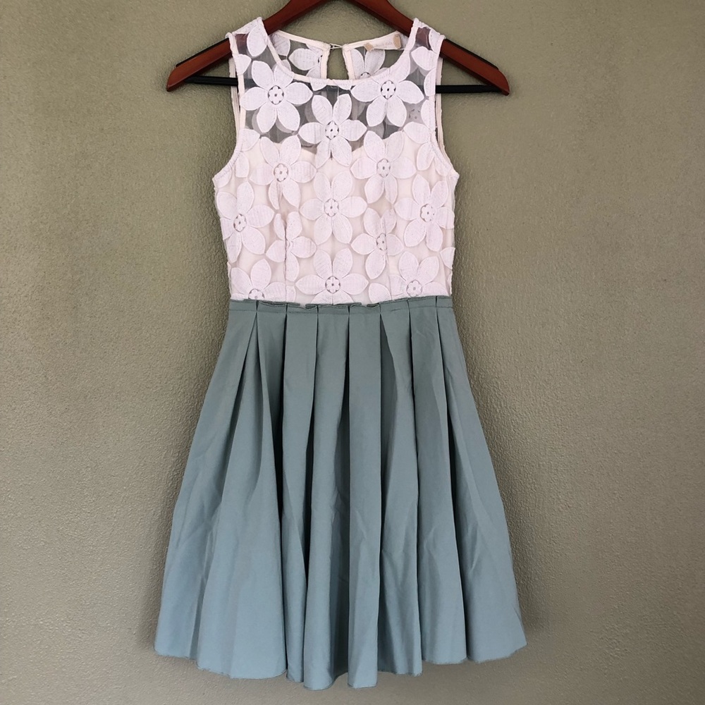 Altar’d State Pleated Floral Midi Dress